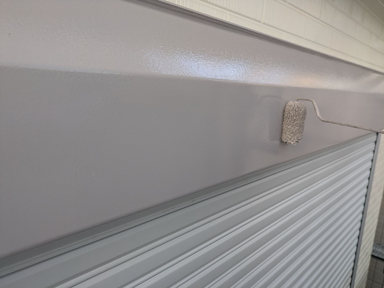 シャッターボックス/上塗り