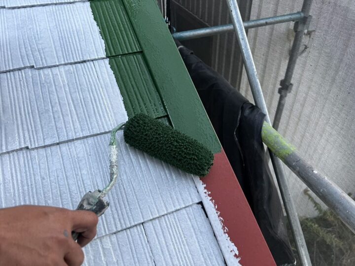 屋根板金/中塗り