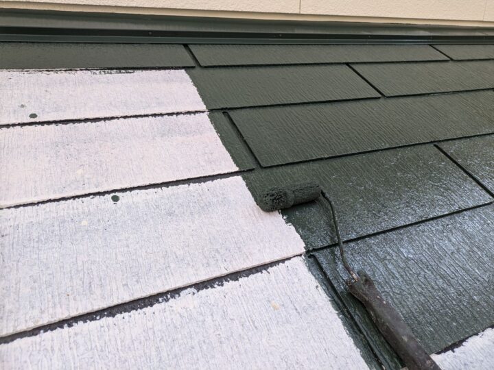 中塗り材を塗布する工程です。