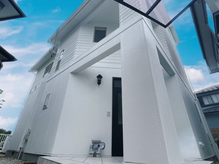 【愛知県 尾張旭市】外壁塗装 屋根塗装 付帯部塗装 シーリング工事☆