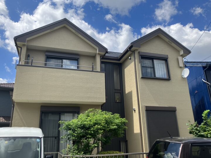 【愛知県　瀬戸市】外壁塗装 屋根カバー工法 付帯部塗装 シーリング工事　☆