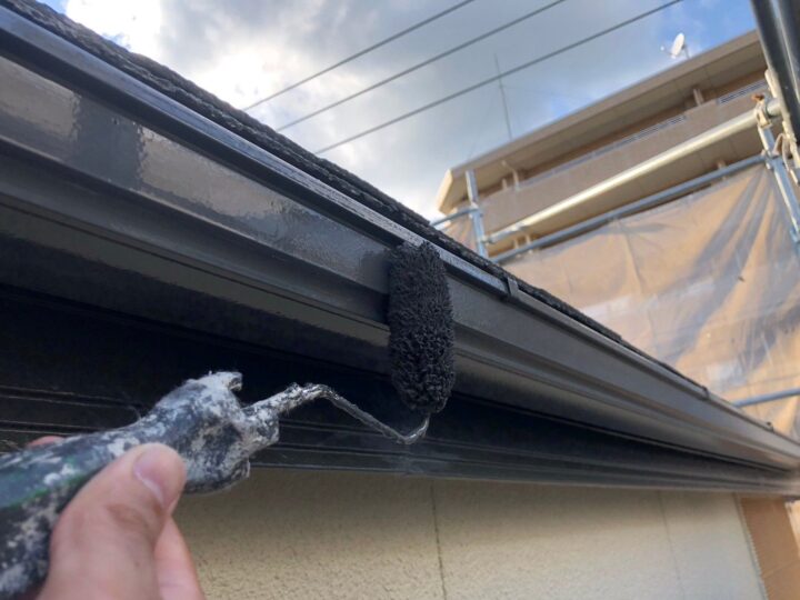 軒樋上塗り/