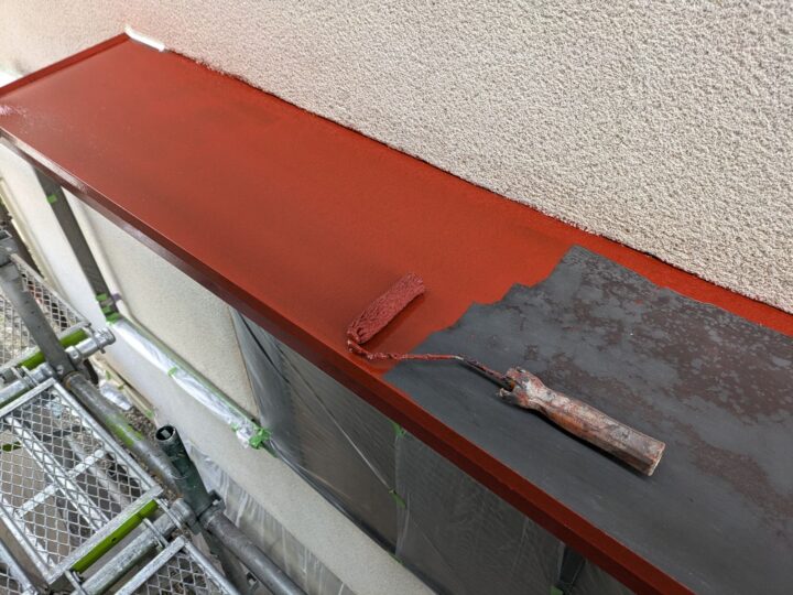 庇板金/錆止め/錆を防止・抑制するための工程です。