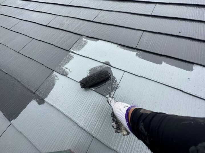 中塗り/中塗り材を塗布する工程です。