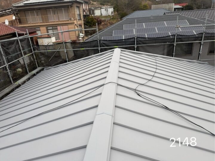 愛知　瀬戸　屋根カバー工事　♧